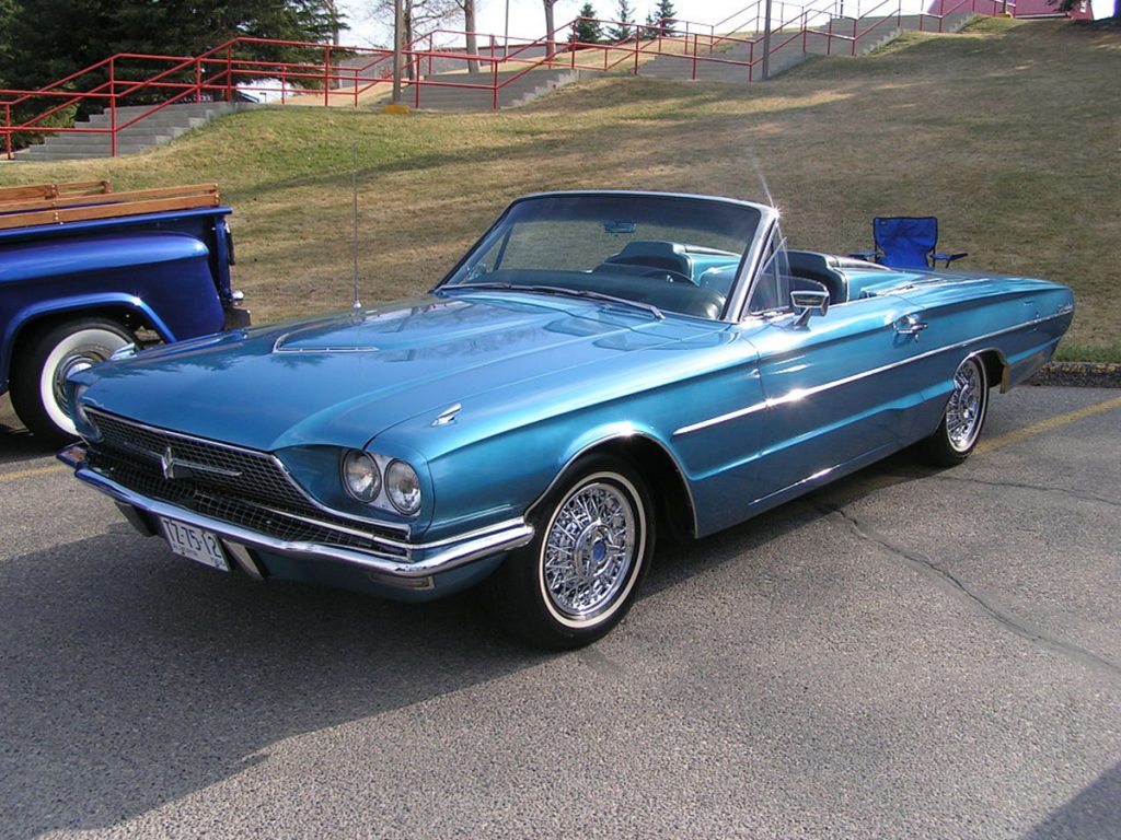 Telma & louise car Ford Thunderbird