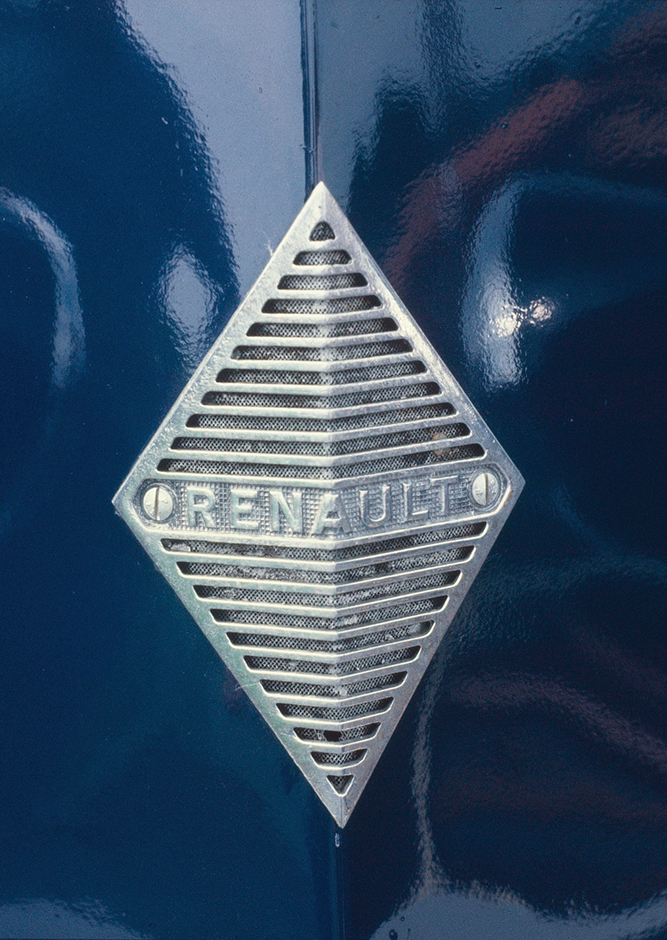 Renault Logo  Car symbols, Renault, Car brands logos